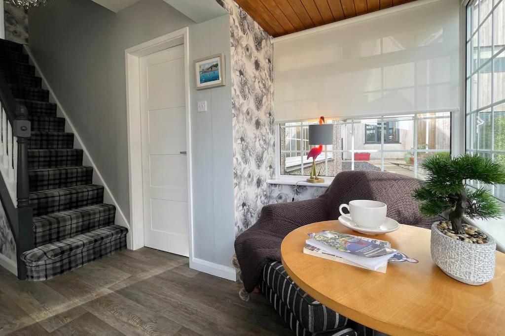 Rhoslan. Boutique Style Farmhouse In Snowdonia Caernarfon Exterior foto